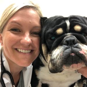 Meet your Posher, Caroline